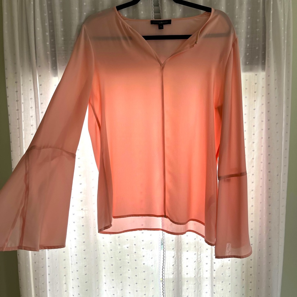 Light pink spring blouse, banana republic M